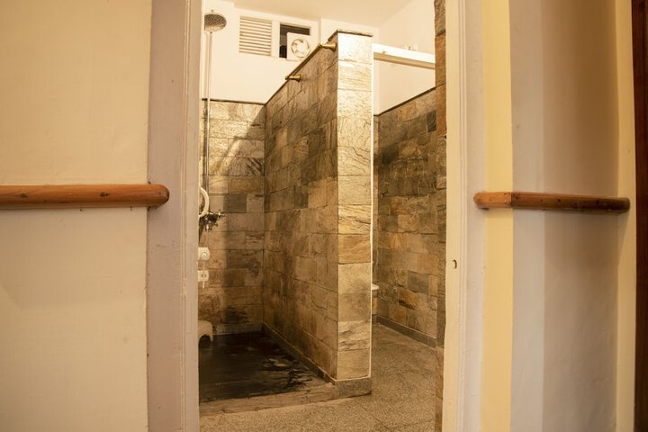 Room 85 of 113
