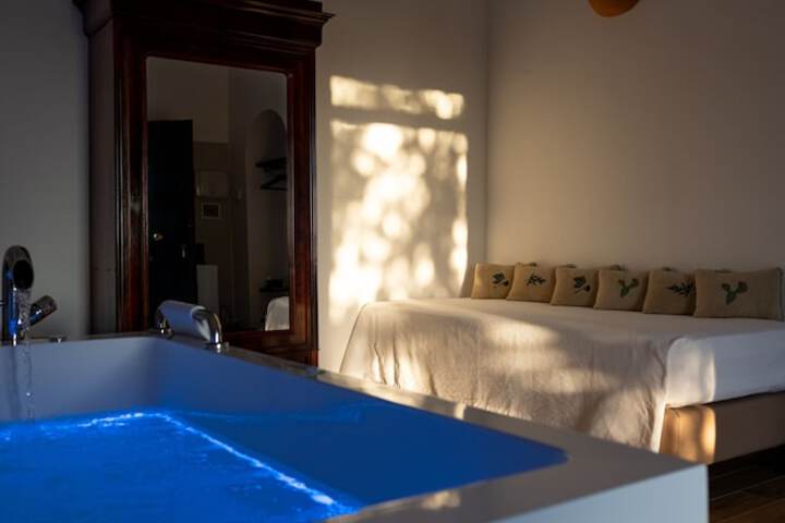 Room 25 of 61