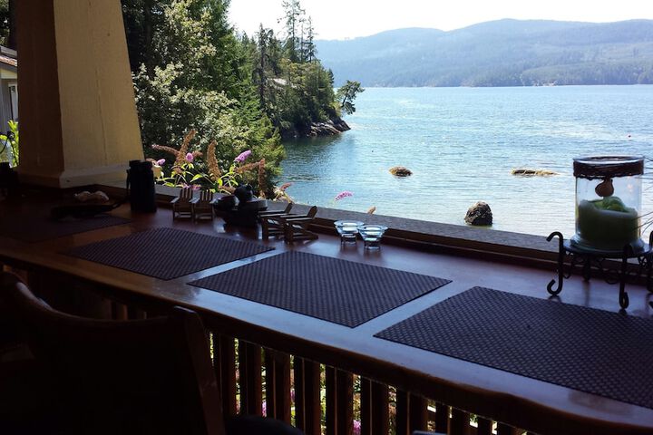 Breakfast/Coffee Service 100 of 143