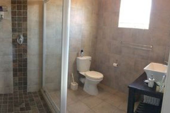 Room 4 of 20