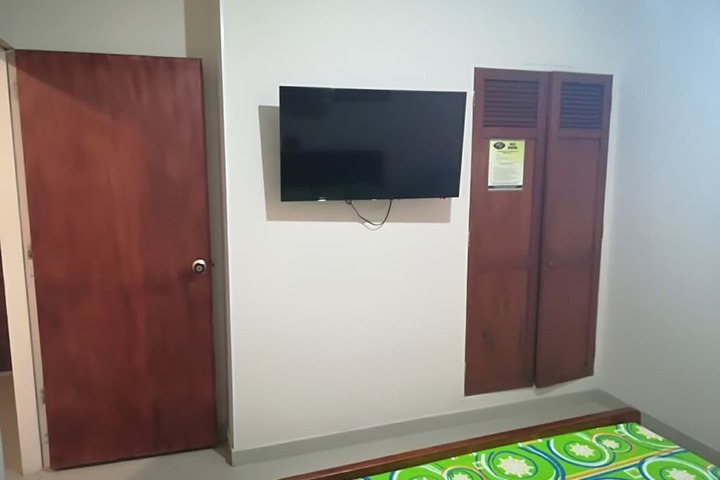 Room 18 of 42