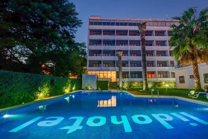 Pool 81 of 108