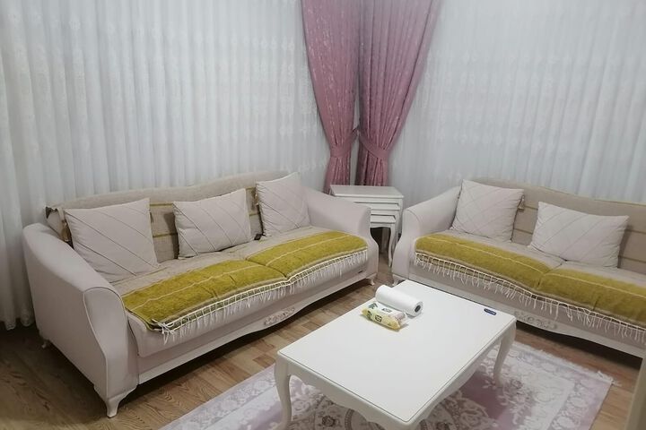 Room 12 of 17