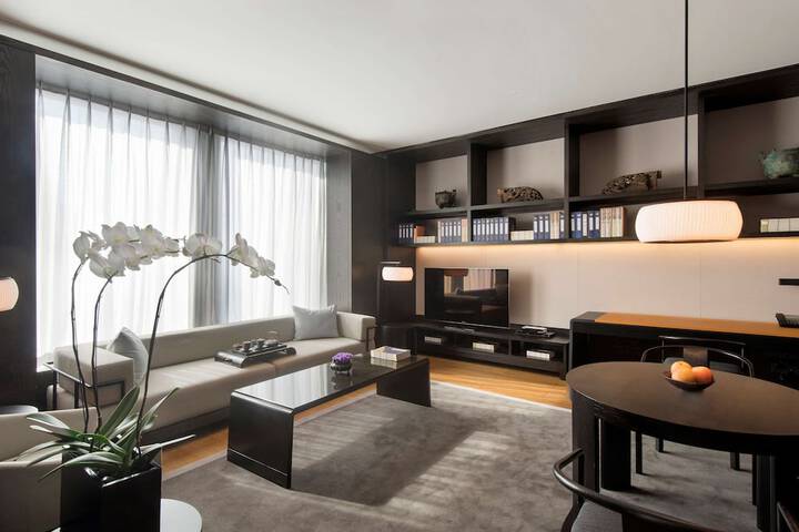 Room 16 of 45