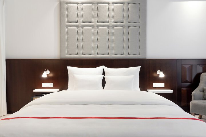 Room 20 of 42