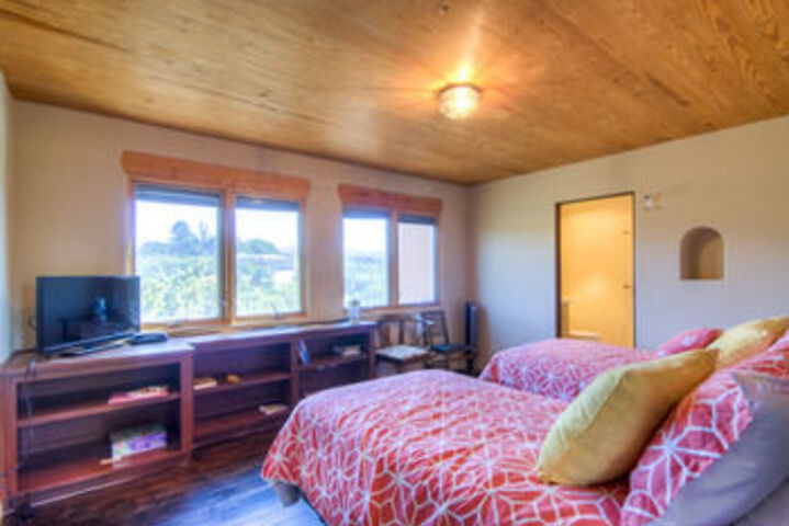 Room 14 of 35