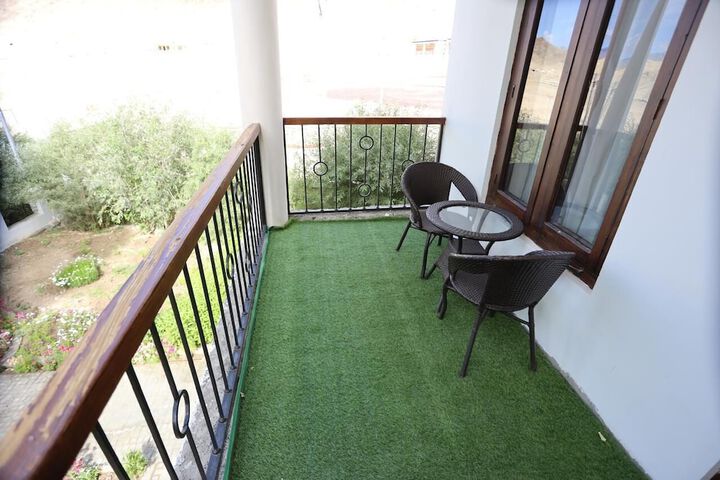 Room 2 of 15