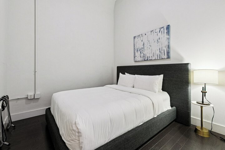 Room 5 of 58