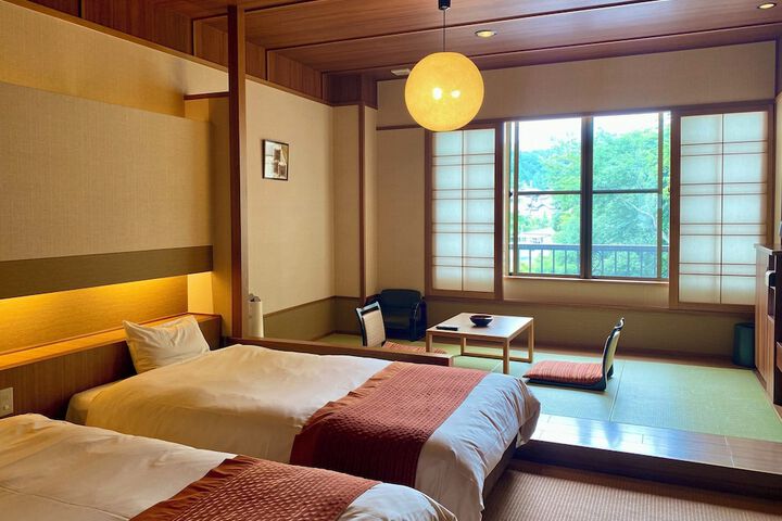 Room 18 of 40