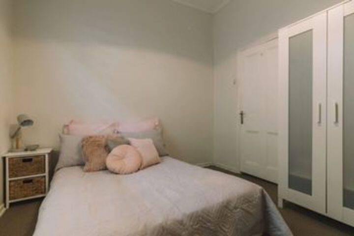 Room 4 of 21
