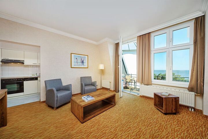 Room 4 of 50