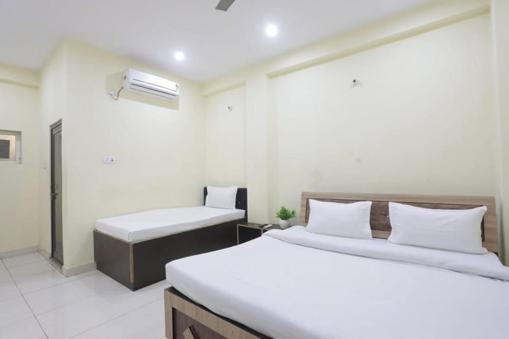Room 16 of 24