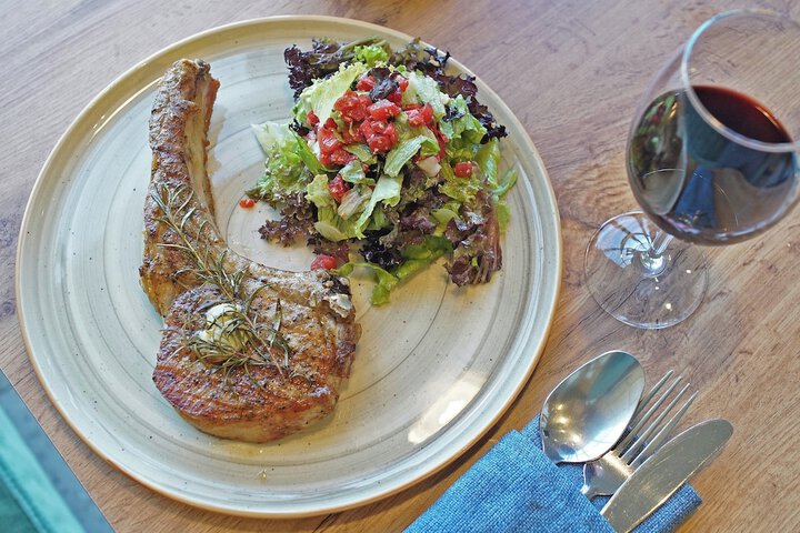 Dining 63 of 112