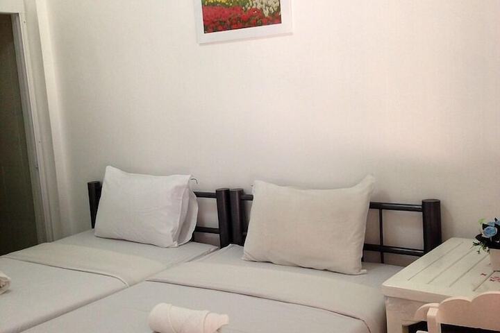 Room 18 of 43