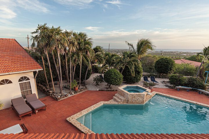 Hotel Pool