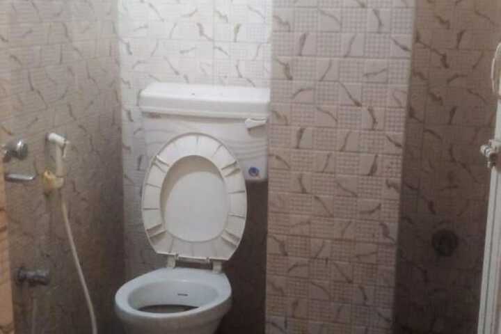 Room 12 of 20
