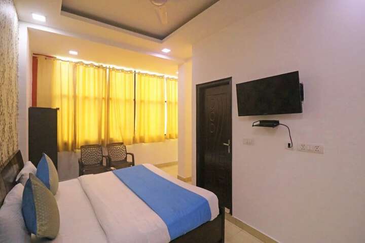 Room 4 of 22