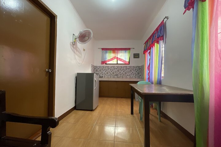 Room 84 of 200