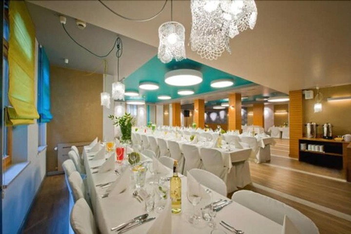 Ballroom/Hall 37 of 47
