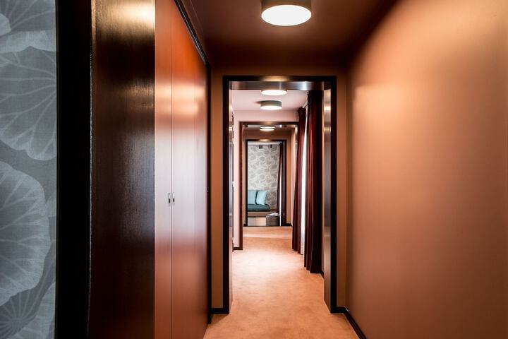 Ballroom/Hall 38 of 45