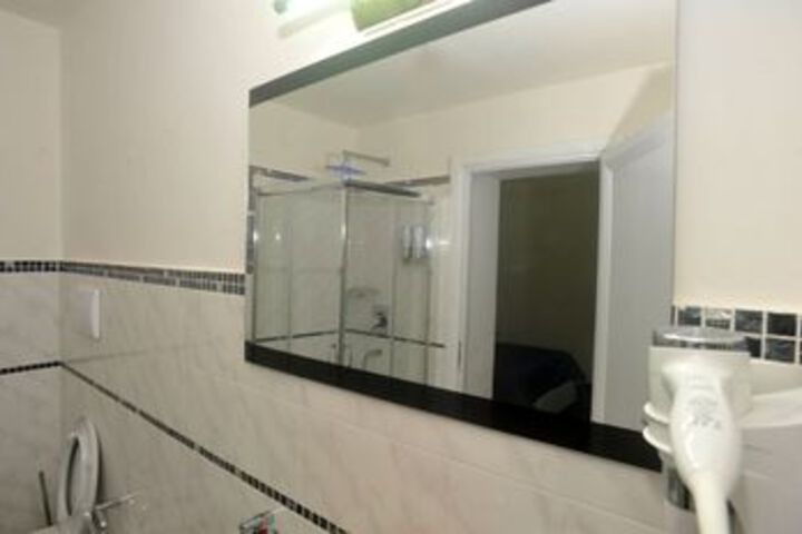 Room 2 of 26