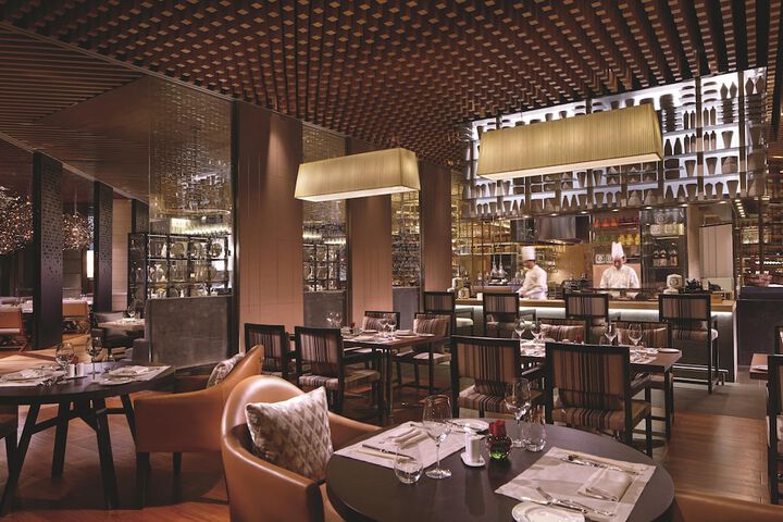 Dining 48 of 71