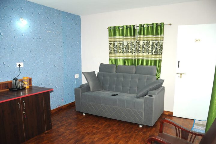 Room 15 of 26