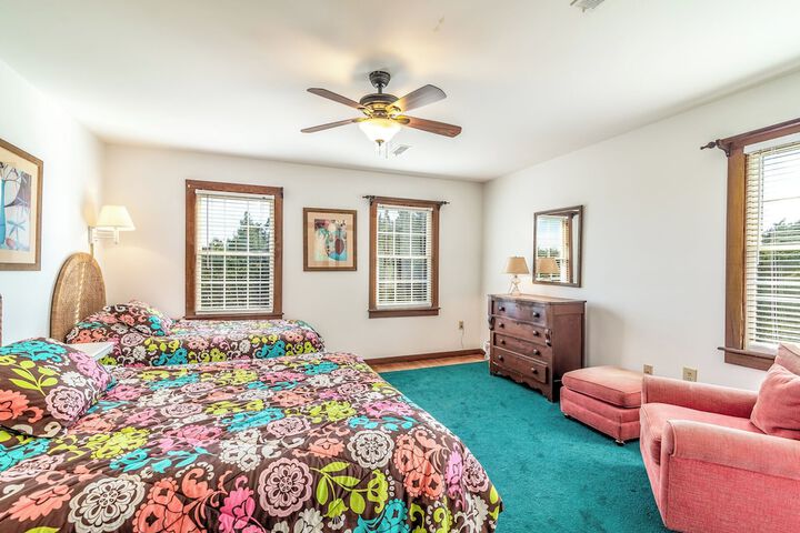Room 13 of 759