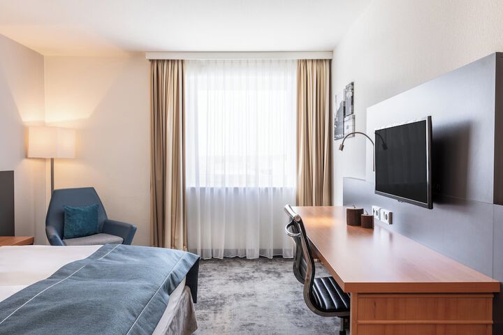 Room 36 of 107