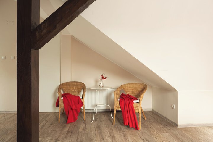 Room 46 of 158