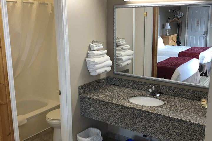 Room 14 of 21