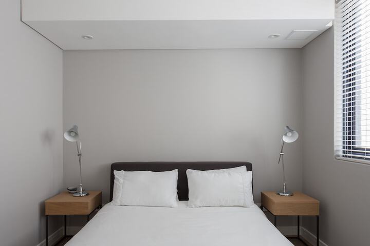 Room 5 of 46