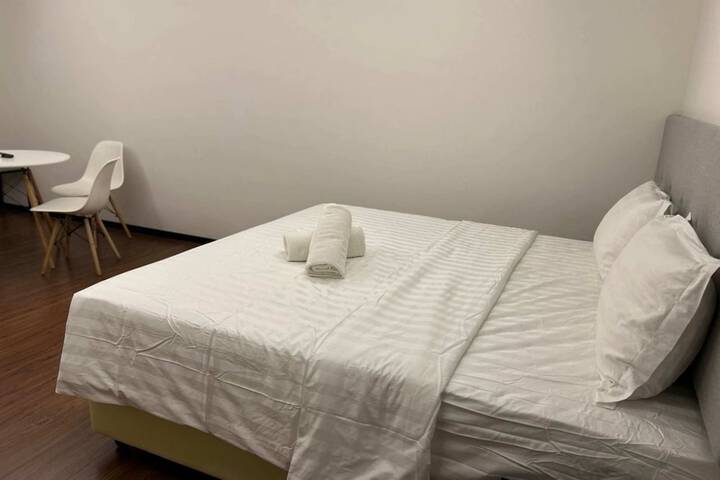 Room 39 of 80