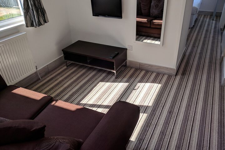 Room 4 of 13