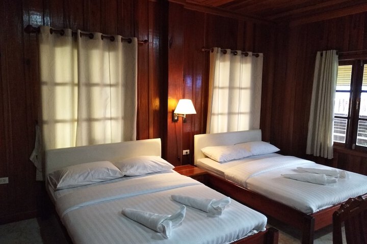 Room 2 of 29