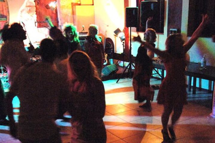 Entertainment 49 of 61