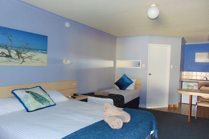 Room 13 of 63