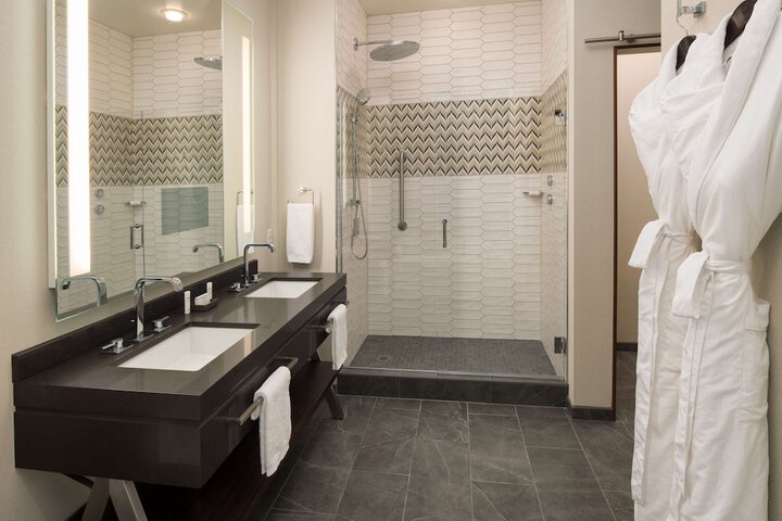 Bathroom shower