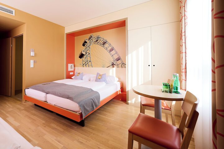 Room 14 of 56