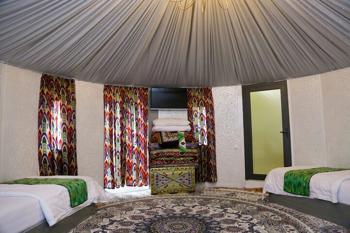 Room 15 of 42