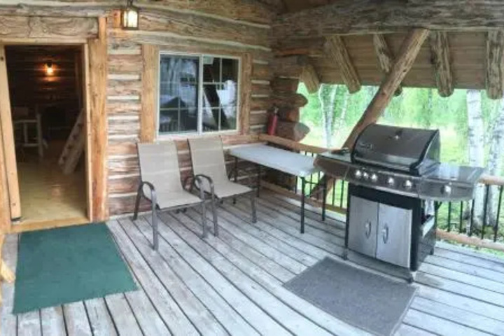 Exterior of Kings Haven Lodge