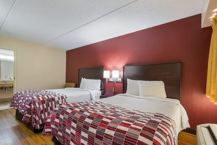 Deluxe Double Bed (13 of 13)