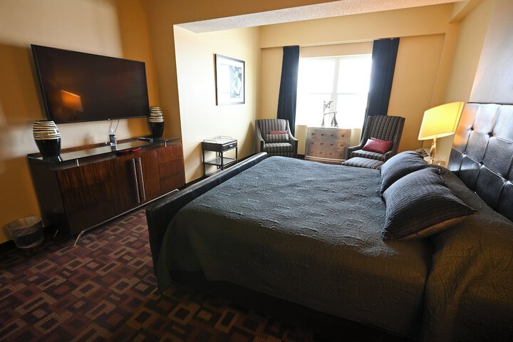 Room 19 of 49