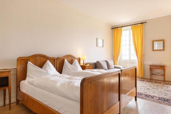 General 6 of 25