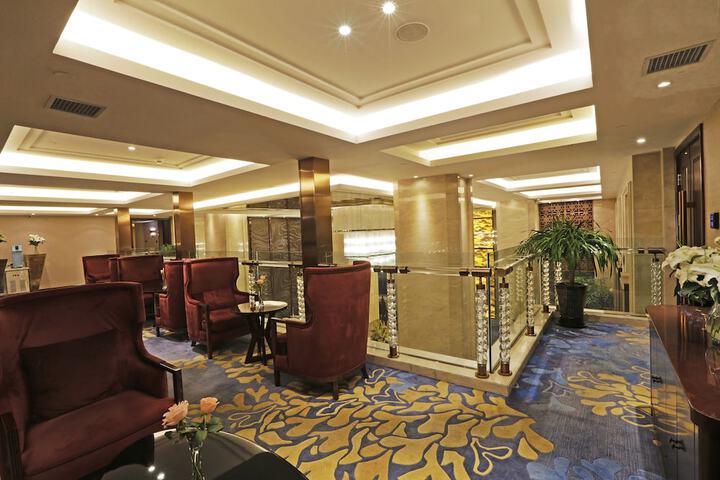 Hotel Interior 26 of 30