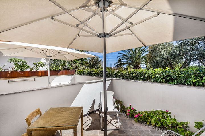 Terrace/Patio 22 of 40