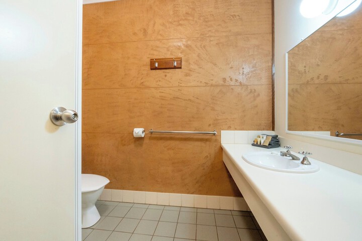 Clean Restrooms