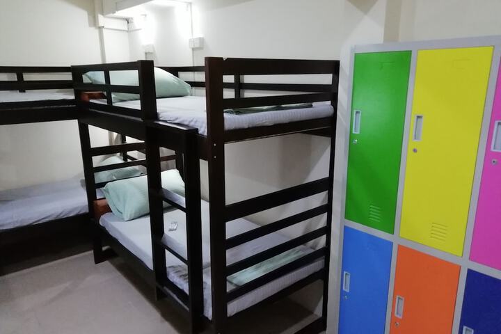 Room 17 of 70