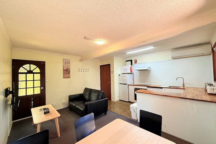 Room 43 of 74