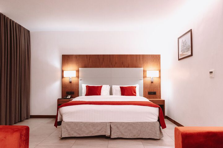 Room 46 of 117